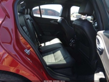 Alfa Romeo Giulia II Sedan Facelifting 2.0 Turbo 280KM 2023 Alfa Romeo Giulia Veloce Rwd 2023 2.0 Benzyna 280KM, zdjęcie 13