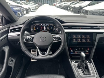 Volkswagen Arteon Fastback Facelifting 2.0 TDI 200KM 2022 Volkswagen Arteon 2.0 TDI 200KM R-Line DSG 4Motion, zdjęcie 14