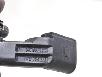 ДАТЧИК ПОЛОЖЕНИЯ ВАЛА AUDI A3 8P 1.9 TDI 045906433A