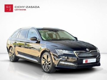 Skoda Superb III Kombi Plug-In Hybrid 1.4 TSI Plug-In-Hybrid 218KM 2021 Skoda Superb Style Combi IV Plug-In Hak Kessy Matrix NaviColumbus 19 ASO, zdjęcie 2