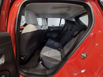 Fiat 2025 Fiat 600 1.2 Turbo Hybrid eDCT Pakiet StylKomfort Demo Delaer Gwarancja Va, zdjęcie 9