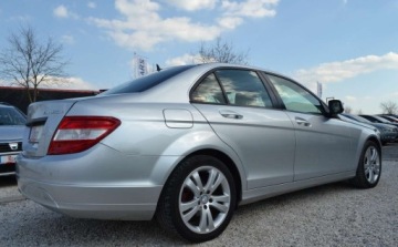 Mercedes Klasa C W204 Limuzyna 1.8 180 K 156KM 2008 Mercedes-Benz Klasa C Bezwypadkowe - Niski przebieg - Super Stan - Gotowe, zdjęcie 15
