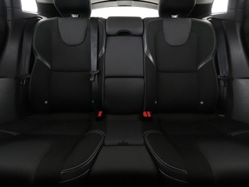 Volvo V40 II Hatchback 1.5 T2 DRIVE-E 122KM 2015 Volvo V40 Momentum automat tempomat PDC klima-auto, zdjęcie 17