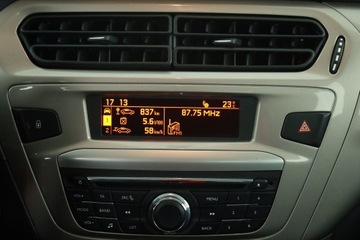 Citroen C-Elysee II Sedan Facelifting 1.2 PureTech 82KM 2018 Citroen C-Elysee 1.2 PureTech, Salon Polska, zdjęcie 8