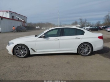 BMW Seria 5 G30-G31 2020 BMW Seria 5 M550i xDrive 2020 4.4 Benzyna 523KM, zdjęcie 2