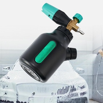 Пенный распылитель под давлением 1 л для полива.