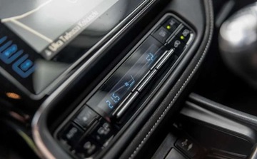 Toyota Auris II Touring Sports Facelifting 1.2 D-4T 116KM 2018 Toyota Auris Toyota Auris 1.2 Turbo Design Edition 1.2 Benzyna 116KM, zdjęcie 19