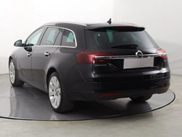 Opel Insignia I Country Tourer 2.0 CDTI Ecotec 163KM 2015 Opel Insignia 2.0 CDTI, 4X4, Automat, Skóra, zdjęcie 3