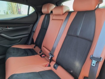 Mazda 3 IV Hatchback 2.0 SkyActiv-X 186KM 2025 Mazda 3 2.0 mHEV 186KM Nagisa Bose Salon PL Gwaran, zdjęcie 23