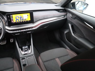 Skoda Octavia IV RS Kombi 2.0 TSI 245KM 2021 Skoda Octavia RS 2.0 TSI, Salon Polska, zdjęcie 7