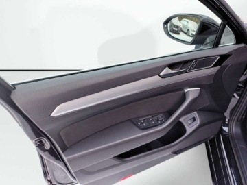 Volkswagen Passat B8 Variant 1.8 TSI BlueMotion Technology 180KM 2018 Volkswagen Passat Variant Salon PolskaFaktura VATmaly przebiegZadbanyFull, zdjęcie 8