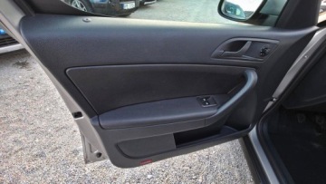 Skoda Yeti Minivan 1.6 CR DPF 105KM 2012 SKODA I YETI #KLimatyzacja#Nawigacja# Opłacona# Gwarancja, zdjęcie 22