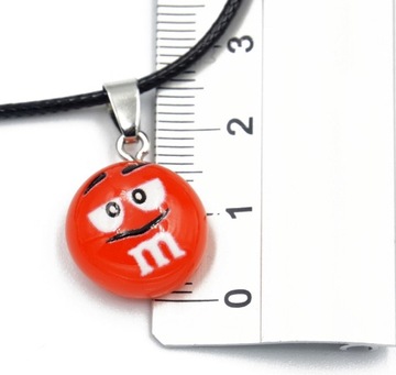 4 кулона M&M's m&ms + вощеная веревка