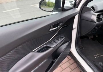 Toyota C-HR I 2017 Toyota C-HR 1.8 Hybride NAVI Ledy Extra stan 1.8 Hybryda 98KM, zdjęcie 12