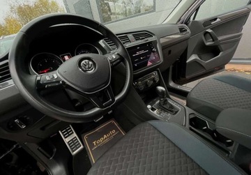Volkswagen Tiguan II SUV 2.0 TDI 150KM 2019 Volkswagen Tiguan 2.0 TDI IQ.DRIVE 150KM DSG navi bezwypadkowy kamera, zdjęcie 18