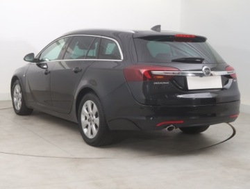 Opel Insignia I Country Tourer 2.0 CDTI Ecotec 170KM 2016 Opel Insignia 2.0 CDTI, 167 KM, Automat, Navi, zdjęcie 3
