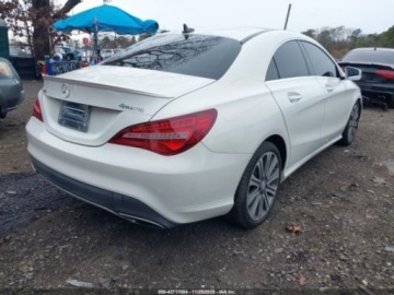 Mercedes CLA C117 2018 Mercedes-Benz CLA 2018 r.,2,0L 250 4MATIC 2.0 Benzyna 208KM, zdjęcie 3