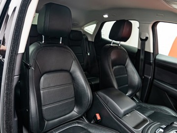 Jaguar E-Pace SUV 2.0 i4P 200KM 2019 JAGUAR E-Pace 2.0 i4P AWD R-Dynamic S Suv 200KM 2019, zdjęcie 8