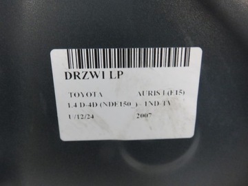 DVEŘE LEVÉ PŘEDNÍ TOYOTA AURIS I (E15) 8T8