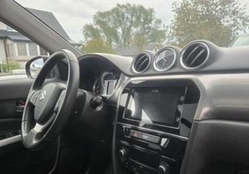 Suzuki Vitara III SUV 1.6 DDiS 120KM 2015 Suzuki Vitara Swiezo sprowadzony.Cena zawiera wszystkie obowiazujace oplat, zdjęcie 18