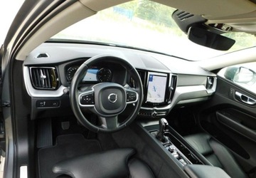 Volvo XC60 II Crossover D3 150KM 2020 Volvo XC 60 z Gwarancja Kamera Skora Podgrzewane Fotele 2.0 Diesel 150KM, zdjęcie 5