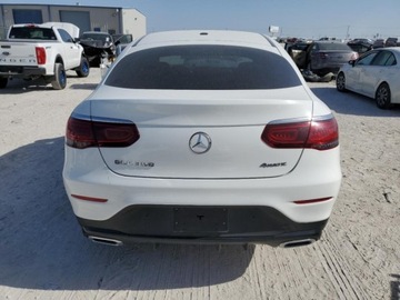 Mercedes GLC C253 2020 Mercedes-Benz GLC Coupe 300 4Matic 2020 2.0l 2.0 Benzyna 255KM, zdjęcie 2