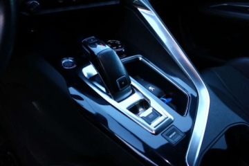 Peugeot 3008 II Crossover 1.5 BlueHDI 130KM 2020 Peugeot 3008 1.5 HDI 130KM GT Panorama Full Led Navi-Kamera Bezwypadkowy F, zdjęcie 26