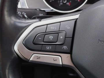 Volkswagen Passat B8 Variant Facelifting 1.5 TSI EVO 150KM 2021 Volkswagen Passat Variant 1.5TSI 150KM Business DSG SalonPL SerwisASO Acc, zdjęcie 19