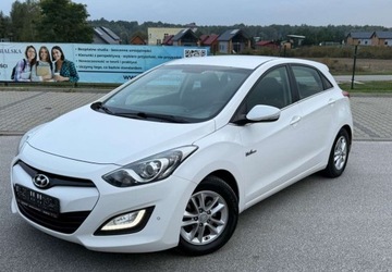 Hyundai i30 II Hatchback 3d 1.6 GDI 135KM 2013 Hyundai i30 Hyundai i30 blue 1.6 GDI YES Gold 1.6 Benzyna 135KM