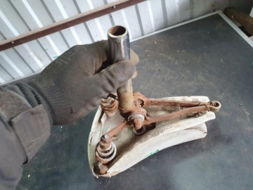 СТАРОЕ АНТИЧНОЕ ВЕЛОСИПЕДЕНИЕ, СЕДЛО, ПРУЖИНЫ