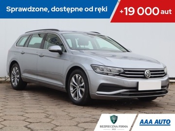 Volkswagen Passat B8 Variant Facelifting 1.5 TSI EVO 150KM 2020 VW Passat 1.5 TSI, Salon Polska, Klima