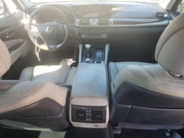Lexus LS IV Sedan Facelifting 460 387KM 2015 Lexus LS 460L, 2015r., 4.6L 4.6 Benzyna 386KM, zdjęcie 6