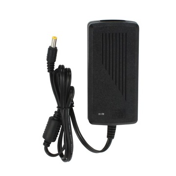 Uniwersalna ładowarka sieciowa 12V 5A AC100-240V na DC