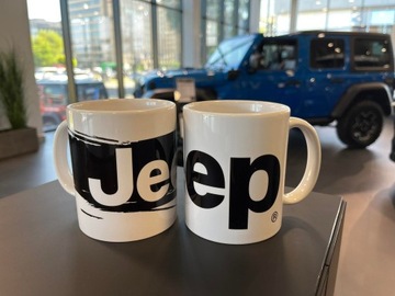 КРЫШКА ДВЕРИ ЗАДНЯЯ ПРАВАЯ JEEP COMPASS MOPAR OE