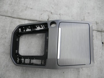 SCHOWEK TUNELU 517863284A GOLF VII SPORTSVAN