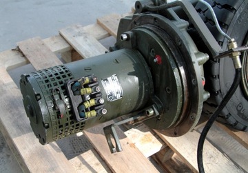 ПОЛНЫЙ ПРИВОД ВИЛОЧНОГО ПОГРУЗЧИКА С КОЛЕСАМИ 24В 1кВт