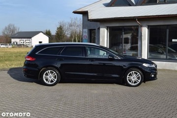Ford Mondeo V Kombi Facelifting 2.0 EcoBlue 190KM 2019 Ford Mondeo 2.0 EcoBlue 190KM Lift Automat Titanium Full LED Navi Kamera A, zdjęcie 8
