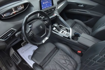 Peugeot 5008 II Crossover 2.0 BlueHDI 180KM 2018 Peugeot 5008 PEUGEOT 5008 GT 2.0HDI 180KM 7-OSOB LED Panorama Kamery Gwara, zdjęcie 18