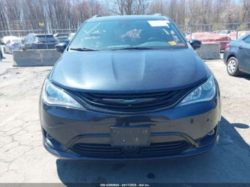 Chrysler Pacifica II 2019 Chrysler Pacifica Hybrid Limited 2019 3.6l 3.6 Hybryda 260KM, zdjęcie 7