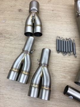 АДАПТЕР ВЫПУСКНОГО ПАТРУБКА MOTOR SPORT ДЛЯ KAWASAKI МОДЕЛИ Z800 DECAT AKRA