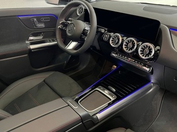 Mercedes GLA II Off-roader Facelifting 2.0 220 190KM 2025 MERCEDES-BENZ GLA 220 4-Matic AMG Line 2.0 (190KM) 2025, zdjęcie 9