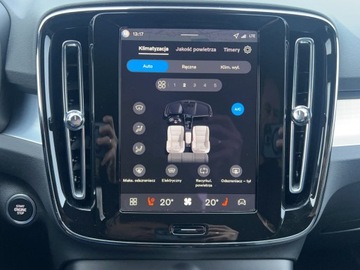 Volvo XC40 Crossover Facelifting 2.0 B3 163KM 2025 Volvo XC 40 VOLVO XC40 B3 Plus Dark Benzyna (163+1, zdjęcie 21