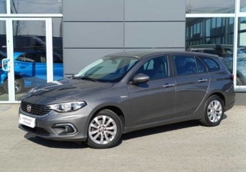 Fiat Tipo II Station Wagon 1.4 95KM 2019 Fiat Tipo 1.4 PB 95KM Mirror Serwis ASO Gwarancja 1.4 Benzyna 95KM, zdjęcie 1