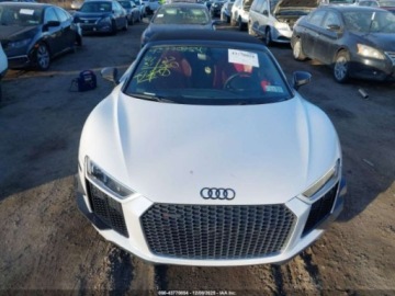 Audi R8 II Spyder 5.2 FSI plus 610KM 2018 Audi R8 Coupe 5.2 V10 Plus 2018 5.2 Benzyna 610KM, zdjęcie 7