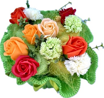 Подарочный букет на День матери из полотенец и мыльных цветов для мамы