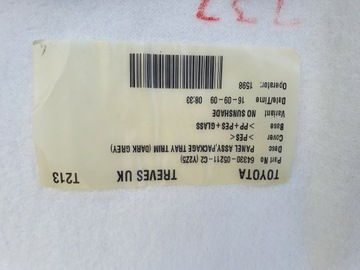 AVENSIS T27 SEDAN POLIČKA ZADNÍ TŘETÍ STOP