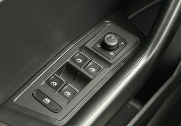 Volkswagen T-Roc I SUV 2.0 TSI 190KM 2018 Volkswagen T-Roc Premium 4Motion Pakiety, ACC, Podgrzewane fotele, GPS,Ac, zdjęcie 17