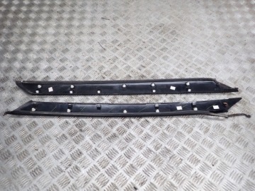 Наружный молдинг передней правой передней стойки Ford Explorer 2020-