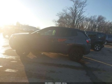 Jeep Compass II 2024 Jeep Compass 2024 Jeep Compass Trailhawk 4x4 2.0 Benzyna 200KM, zdjęcie 2