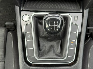 Volkswagen Passat B8 Limousine Facelifting 2.0 TDI SCR 150KM 2020 Volkswagen Passat 2.0 TDI 150KM 2020 ACC,zadbany, zdjęcie 18